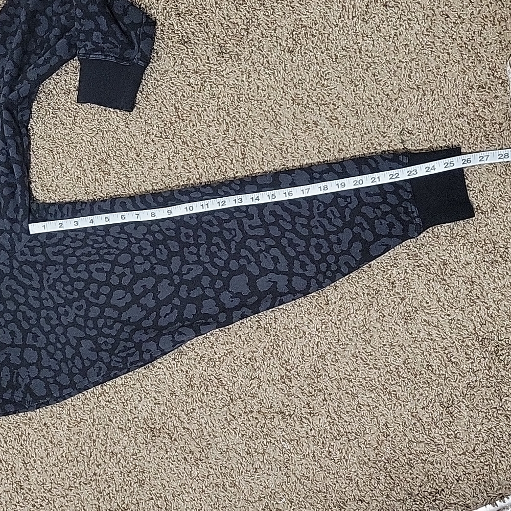 Set of Nike Women's Sz S - Picture 13 of 14